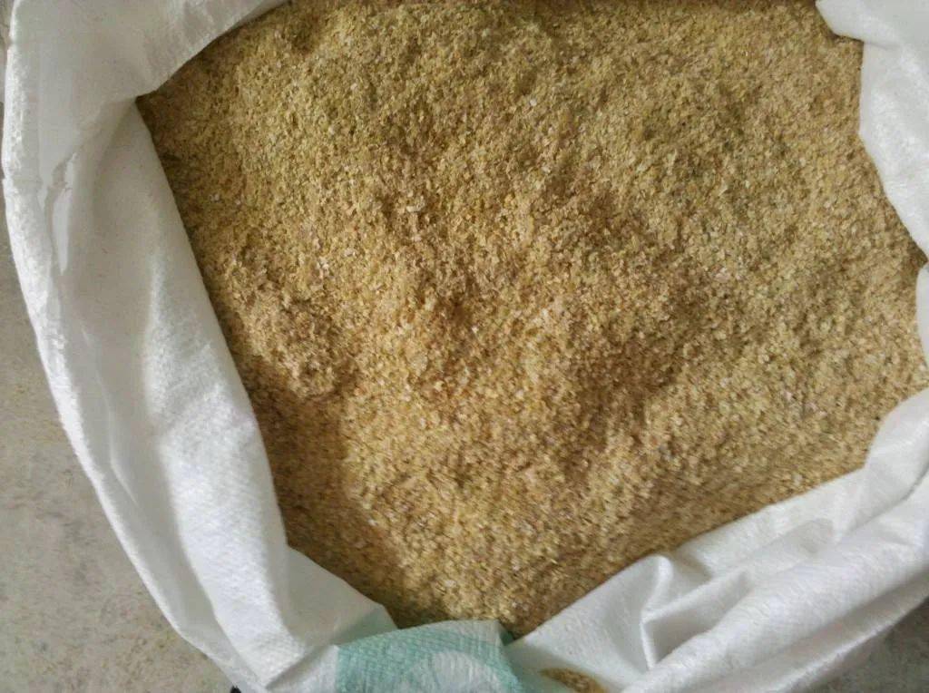 最新麸皮报价与小巷深处的独特风味探索