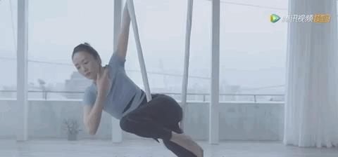 瑜伽演员，舞动身心的艺术之美