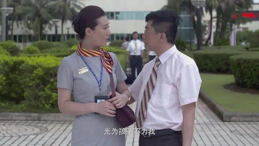 空姐遭遇职业更新，航空业变革下的挑战与机遇的挑战与机遇