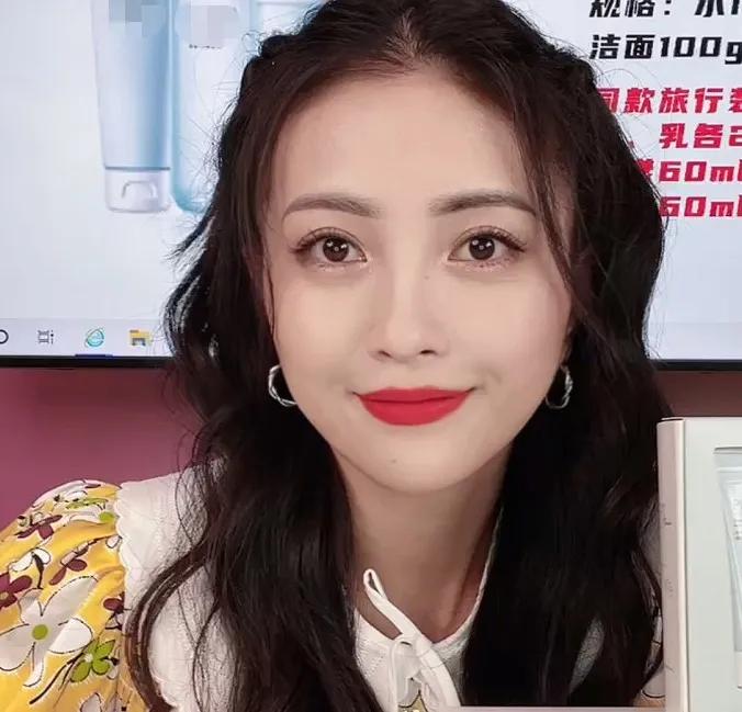 酒窝明星的魅力之源